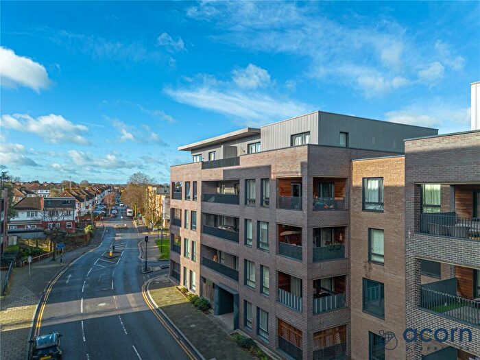2 Bedroom Apartment For Sale In Dove Tree Apartments, Colindale, London, NW9
