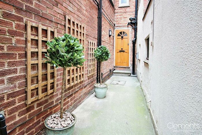 Studio To Rent In Old Town, Hemel Hempstead, HP1