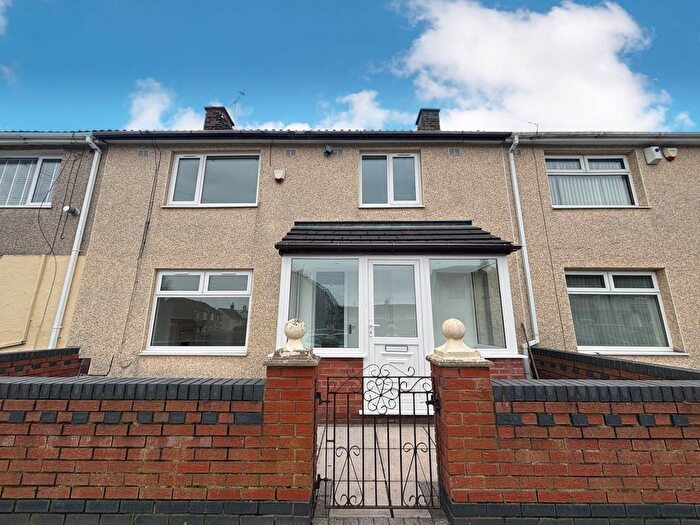 3 Bedroom Terraced House For Sale In Redhill Avenue, Southdene, L32