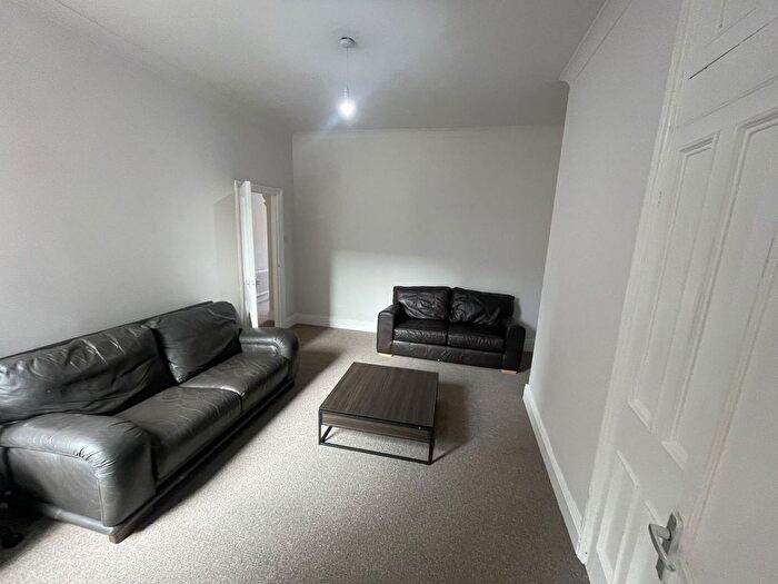 2 Bedroom Flat To Rent In Forsyth Road, Newcastle Upon Tyne, NE2