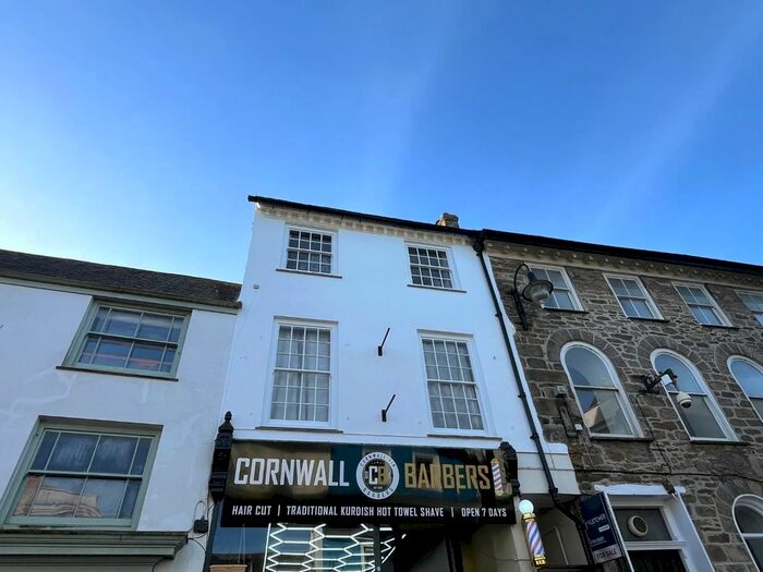 1 Bedroom Flat To Rent In Higher Market Street, Penryn, TR10