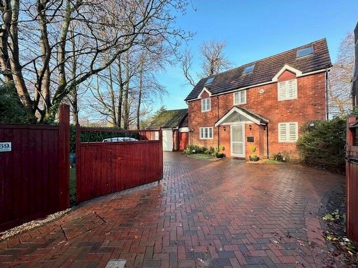 5 Bedroom Detached House To Rent In West End Road, West End, Southampton, SO18