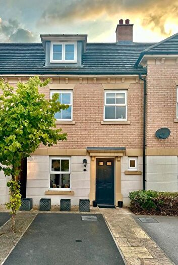 5 Bedroom Property To Rent In Pickering Gardens, Harrogate, HG1