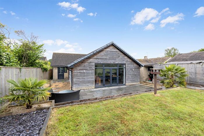 4 Bedroom Bungalow For Sale In Queen Street, Tintinhull, BA22
