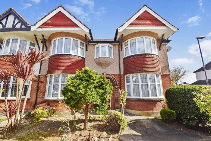 4 Bedroom Semi-detached House To Rent In Hill Road, Pinner, HA5