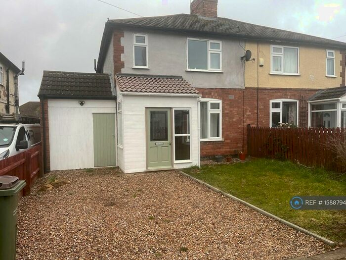 3 Bedroom Semi-Detached House To Rent In Northfield Avenue, Wigston, LE18
