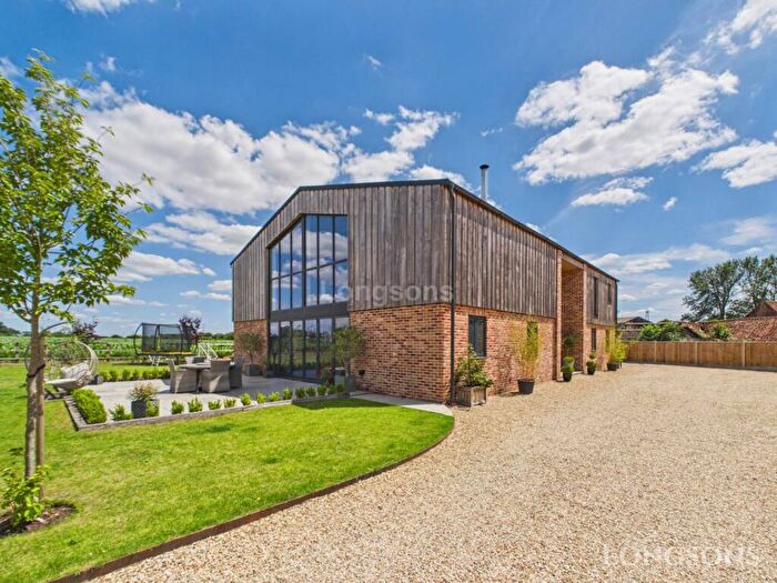 4 Bedroom Barn Conversion For Sale In Main Road, Little Fransham, NR19
