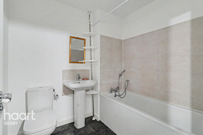 3 Bedroom Town House For Sale In Harray Street, Derby, DE22