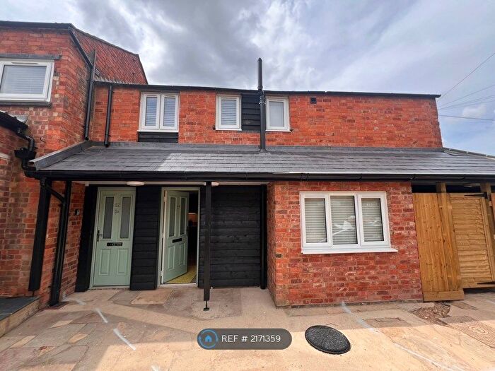 1 Bedroom Flat To Rent In Green Lane, Milton Keynes, MK12