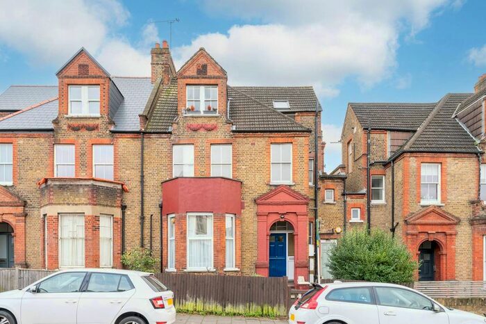 1 Bedroom Flat To Rent In Sternhold Avenue, , Streatham Hill, London, SW2