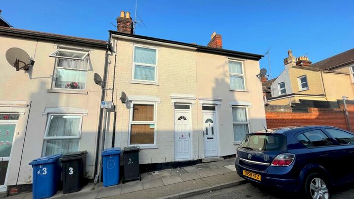 2 Bedroom House To Rent In Finchley Road, Ipswich, IP4