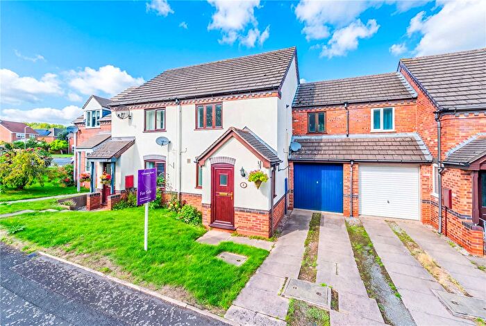 3 Bedroom Semi Detached House For Sale In Kesworth Drive, Priorslee, Telford, Shropshire, TF2
