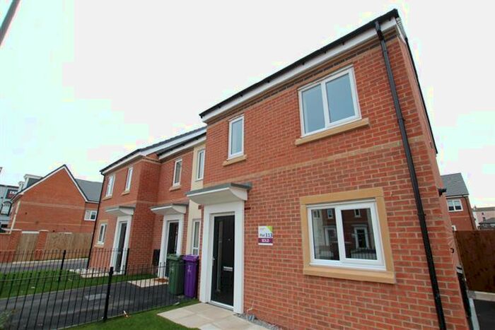 3 Bedroom Town House To Rent In Kemp Avenue, The Parks, Anfield, Liverpool, L5