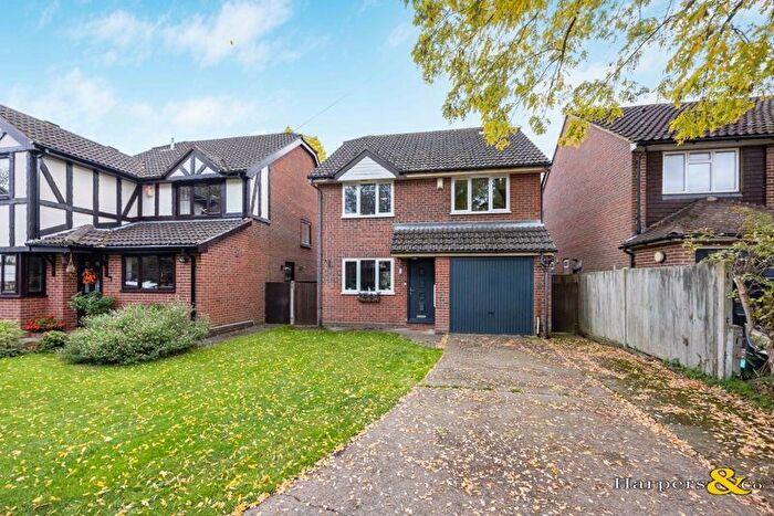 4 Bedroom Detached House For Sale In College Road, Swanley, BR8