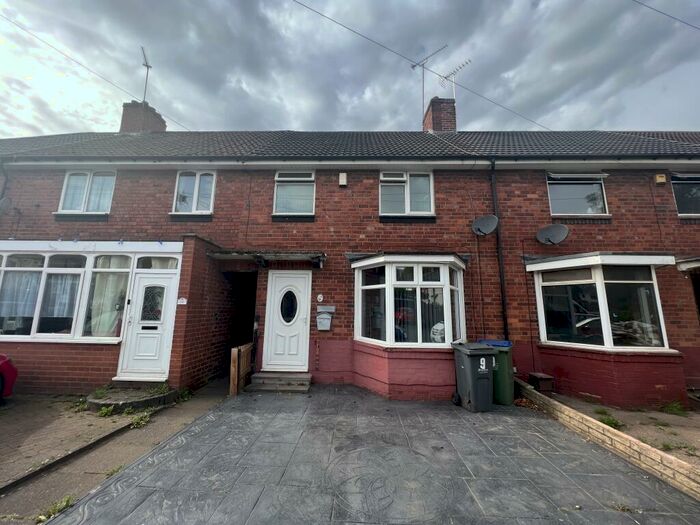3 Bedroom House To Rent In Alexander Road, Smethwick, B67