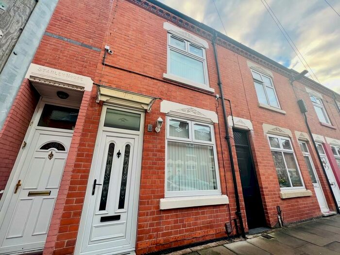 3 Bedroom Terraced House To Rent In Buller Road, Leicester, LE4