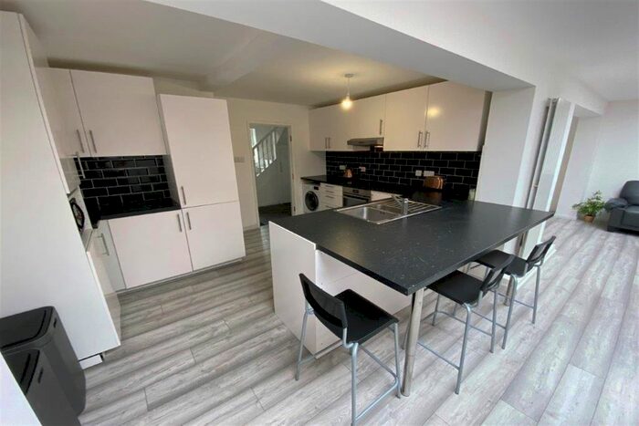 1 Bedroom Terraced House To Rent In Hetley Road, Beeston, NG9