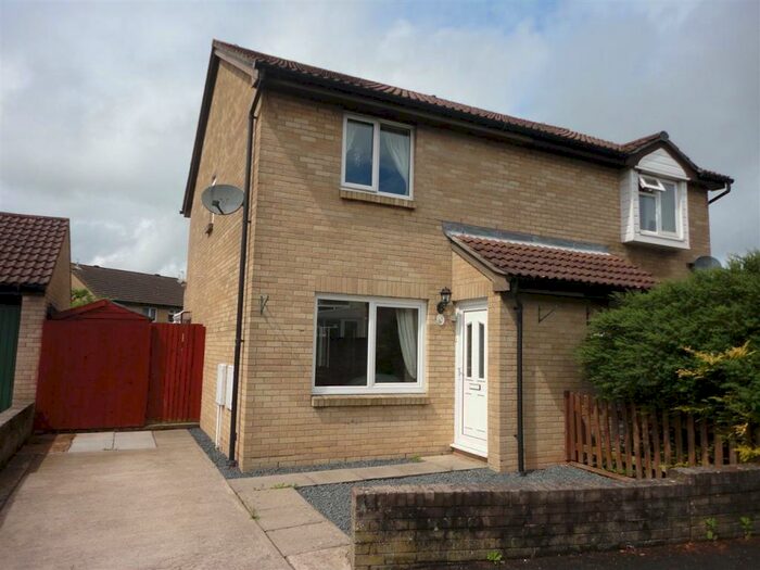 3 Bedroom Semi-Detached House To Rent In Birch Close, Magor, NP26