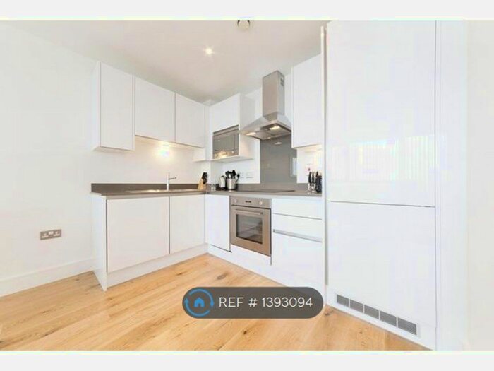 1 Bedroom Flat To Rent In Sovereign Tower, London, E16