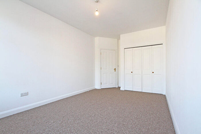 1 Bedroom Apartment To Rent In High Street, Banbury, Oxon, OX16