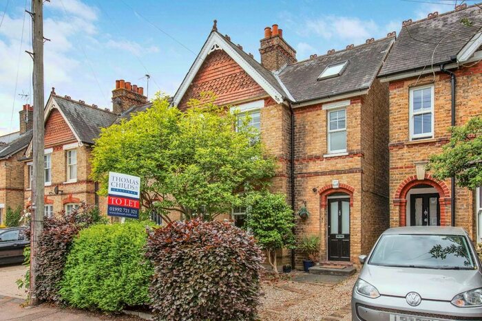 3 Bedroom Semi-Detached House To Rent In Duncombe Road, Hertford, SG14