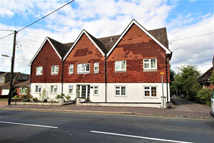 1 Bedroom Apartment To Rent In Wilsom Road, Alton, Hampshire, GU34