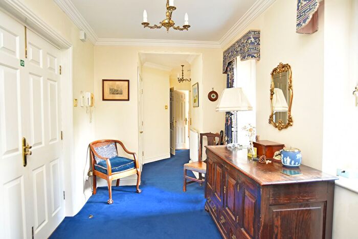 3 Bedroom Flat For Sale In Brackenwood, Kent Road, Harrogate, HG1