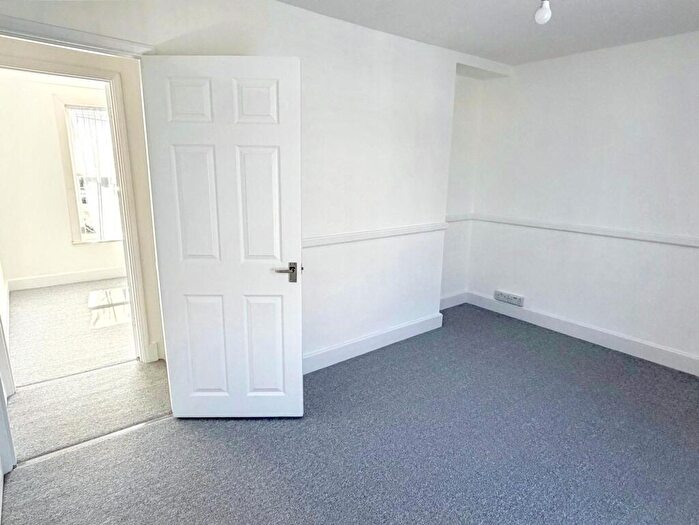 2 Bedroom Terraced House For Sale In Milton Avenue, Margate, CT9 - Photo 10