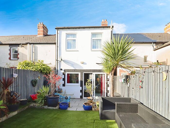 2 Bedroom Terraced House For Sale In Grove Terrace, Penarth, CF64