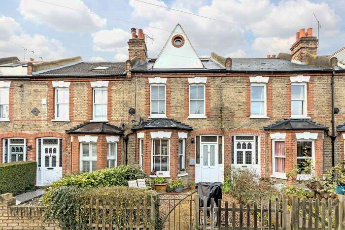 3 Bedroom Property To Rent In Laurel Avenue, Twickenham, TW1