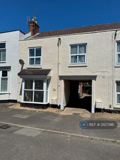 3 Bedroom Terraced House To Rent In Elm Road, Wisbech, PE13