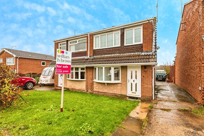 3 Bedroom Semi Detached House For Sale In Livingstone Road, Chapeltown, Sheffield, S35