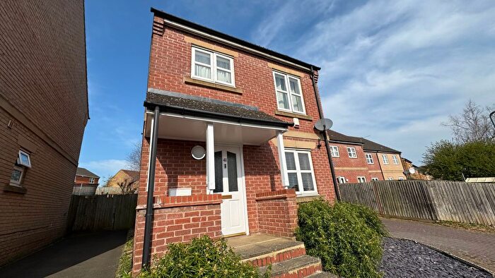 3 Bedroom Property To Rent In Blisworth Close, Northampton, NN4