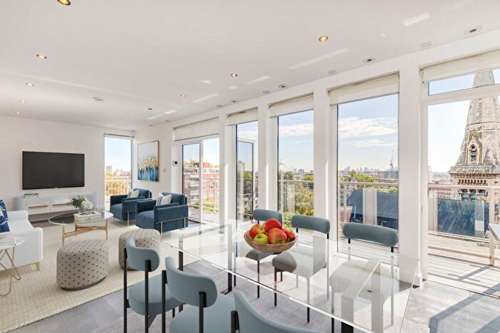 2 Bedroom Apartment To Rent In Provost Court, Eton Road, Belsize Park, NW3