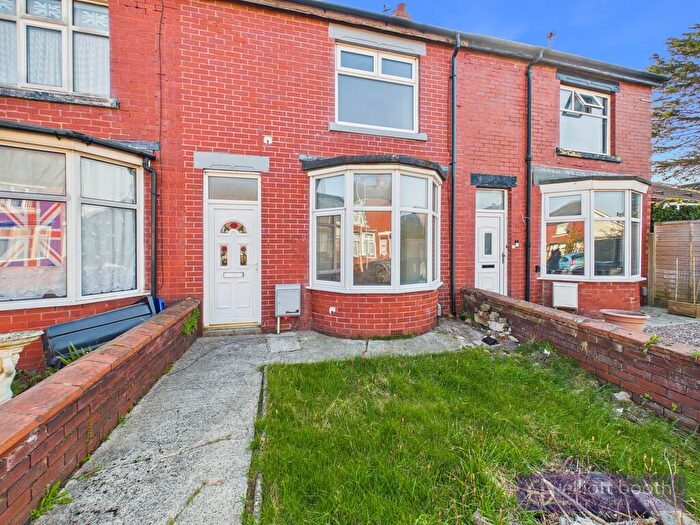 2 Bedroom Terraced House For Sale In Houghton Avenue, Blackpool, FY4