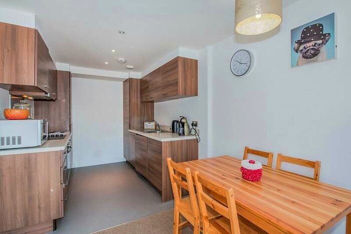 1 Bedroom Apartment To Rent In Middleton Road, Carshalton, Surrey, SM5