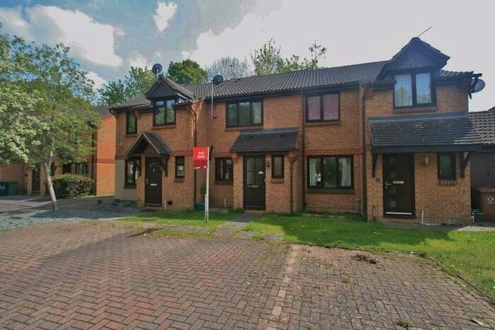 2 Bedroom Property To Rent In Great Oaks Chase Chineham, Basingstoke, RG24