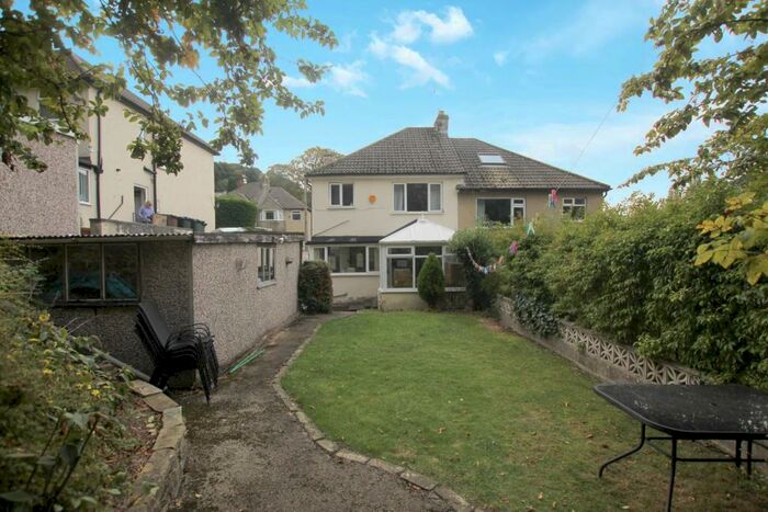 3 Bedroom Semi-Detached House To Rent In Villa Grove, Bingley, West Yorkshire, BD16