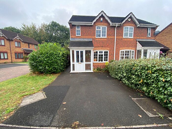 2 Bedroom Property To Rent In Riverbank Road, Willenhall, WV13
