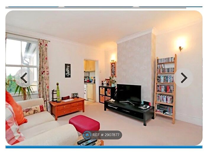 1 Bedroom Maisonette To Rent In Tolworth Park Road, Surbiton, KT6