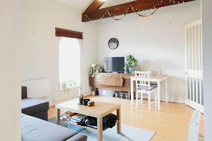 1 Bedroom Flat To Rent In The Chandlers, The Calls, Leeds, LS2