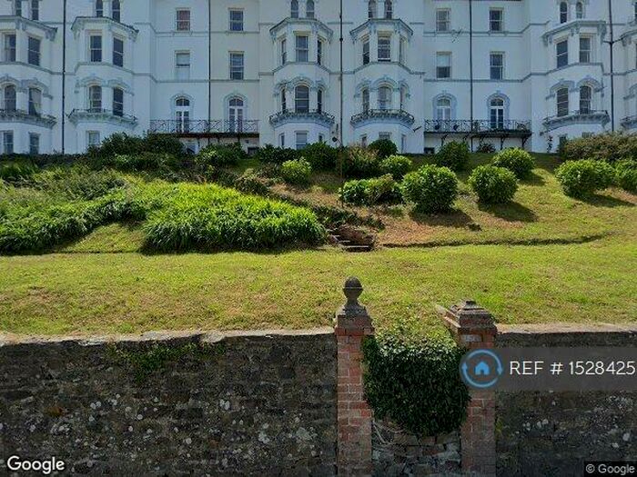 2 Bedroom Flat To Rent In Kipling Court, Westward Ho, Bideford, EX39