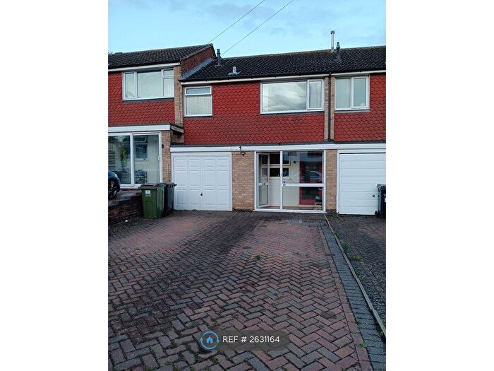 3 Bedroom Terraced House To Rent In Dove Rise, Oadby, Leicester, LE2