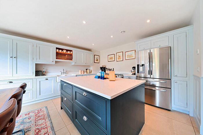 4 Bedroom Detached House For Sale In Orchid Way, Pease Pottage, RH11