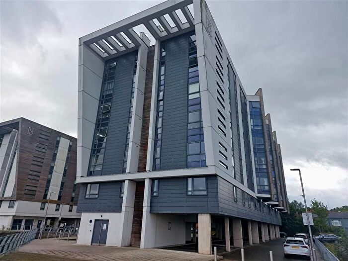 1 Bedroom Flat For Sale In The Decks, Mersey Road, Runcorn, WA7