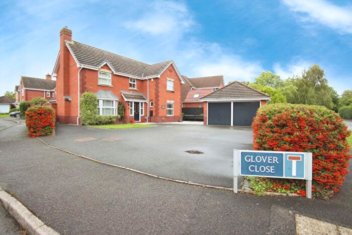 4 Bedroom Detached House For Sale In Glover Close, Warwick, Warwickshire, CV34