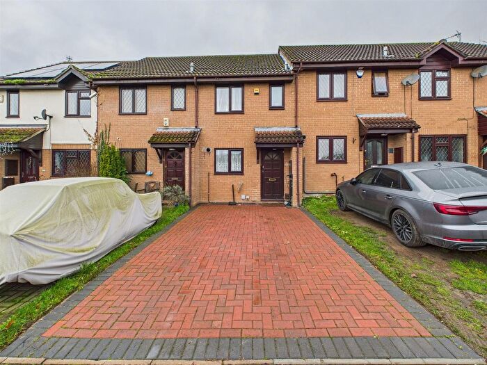 2 Bedroom Terraced House For Sale In Barclay Road, Calcot, Reading, RG31