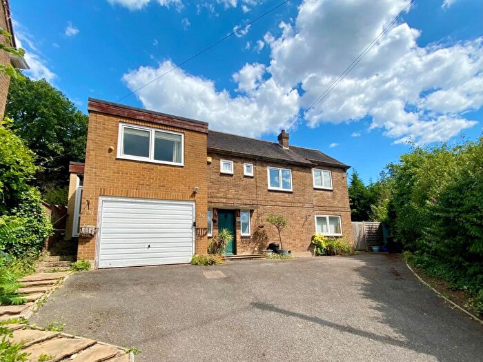 4 Bedroom Detached House For Sale In Elmlee Close, Chislehurst, BR7