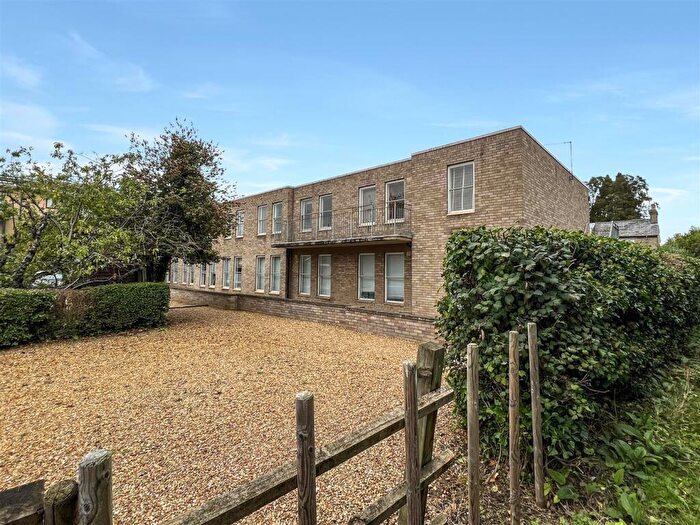 2 Bedroom Apartment To Rent In The Old Mill, Long Road, Cambridge, CB2