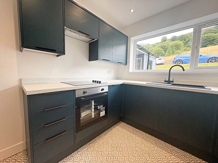 4 Bedroom Semi-Detached House To Rent In Hill Crest View, Cwmtillery, Abertillery, NP13
